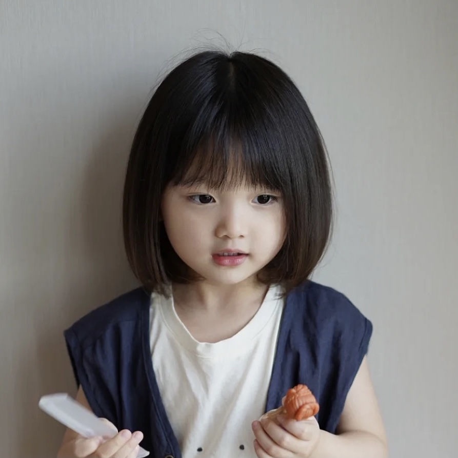 Bộ Tóc Giả Ngắn Có Khóa Cài Dễ Thương Dành Cho Bé Gái