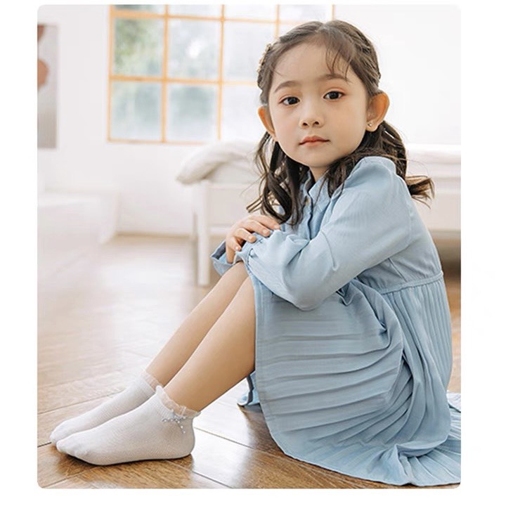Tất cổ trung bèo nhún phối ren đính nơ điệu đà cho bé gái chất liệu cotton thoáng mỏng nhẹ