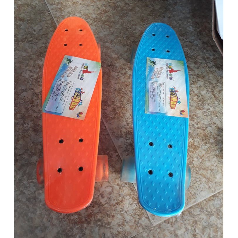 [KHO SỈ] Ván trượt Skate board cho bé (4 bánh phát sáng)