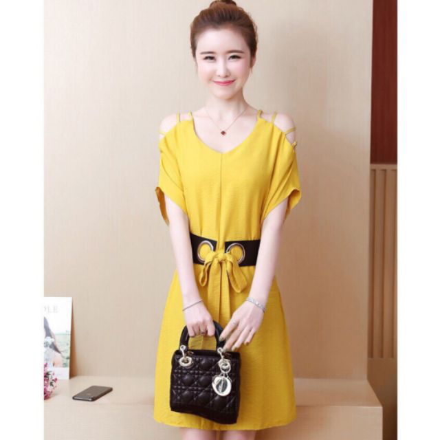ĐẦM SUÔNG CÁNH DƠI CUT OUT KÈM NỊT