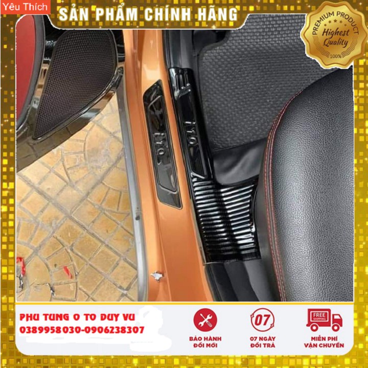 Bộ 8 miếng ốp bậc chống trầy bước chân hyundai i10 grand