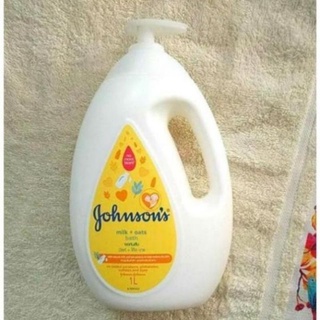 SỮA TẮM JOHNSON DƯỠNG ẨM CHAI 1000ml