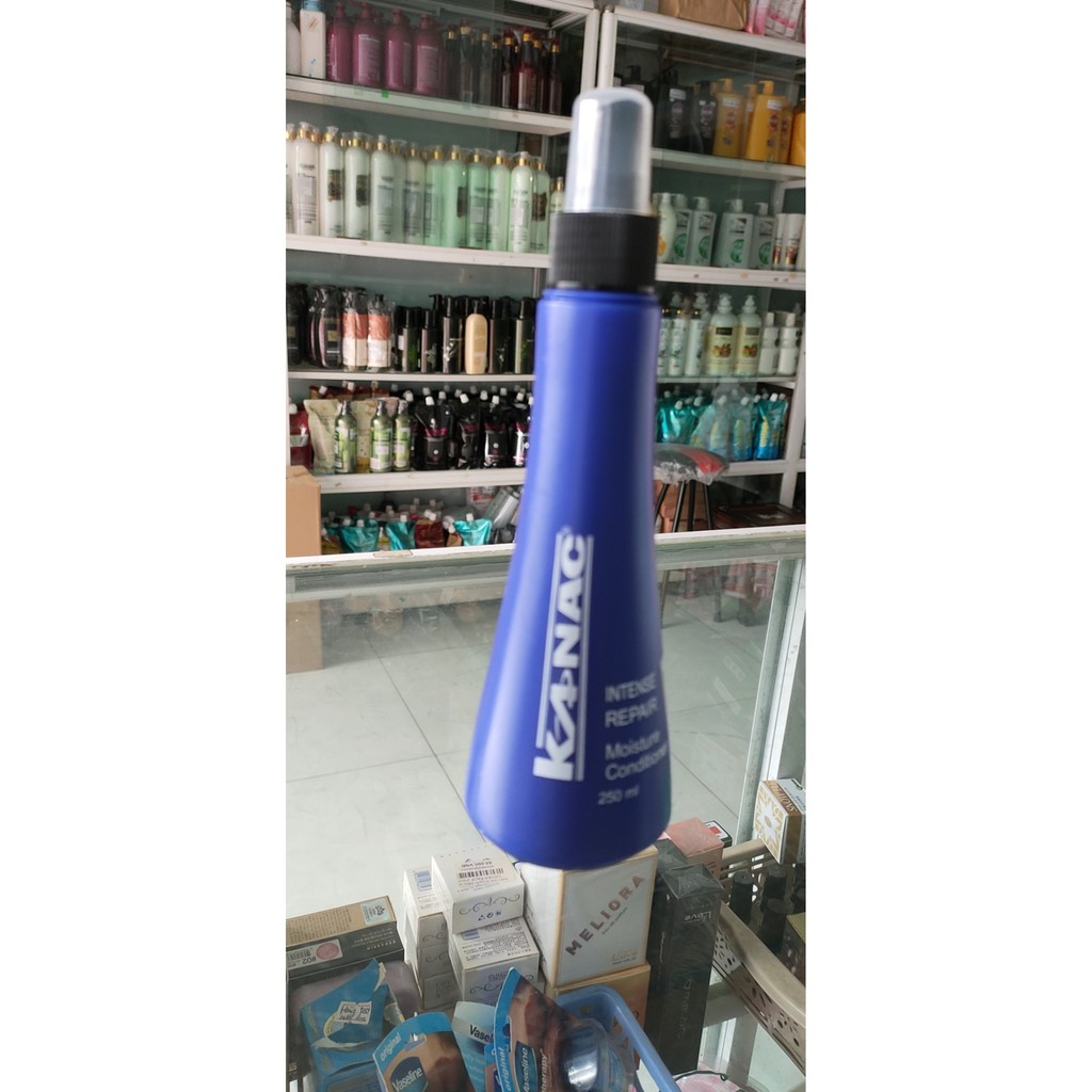 Xịt Dưỡng 2 Lớp Kanac 250ML