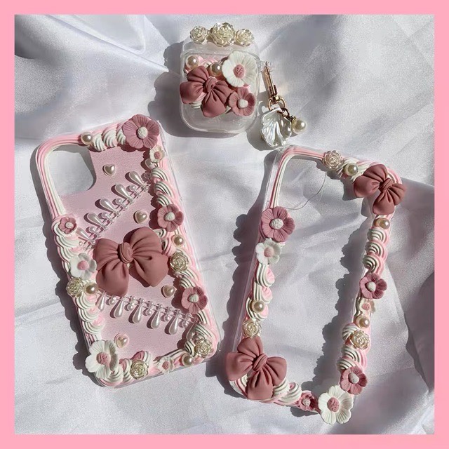 Ốp điện thoại handmade hoa đào nơ hồng phấn