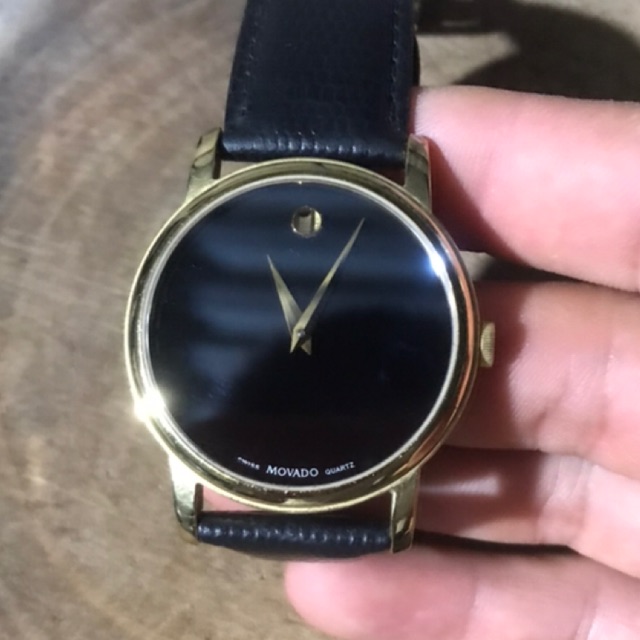 Đồng hồ MOVADO nữ chính hãng Cũ