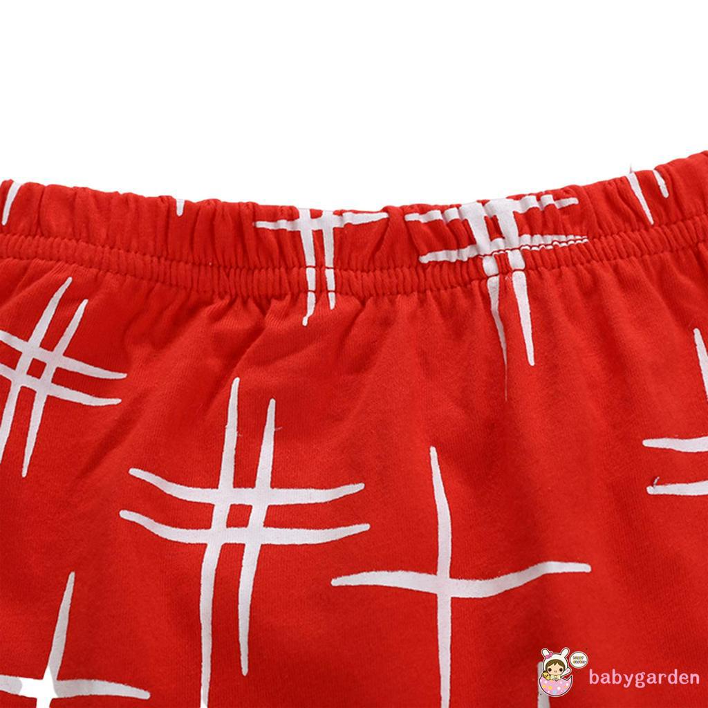 Set áo thun ngắn tay in chữ + quần short cho bé gái