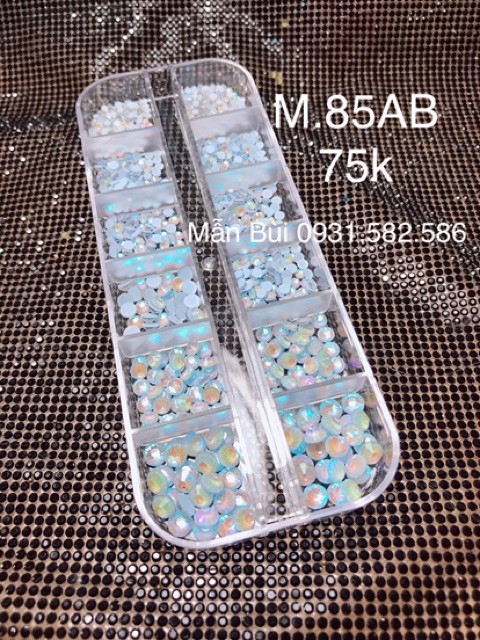 Khay đá chân keo cao cấp khay 1440 viên, đá mix size màu mắt mèo
