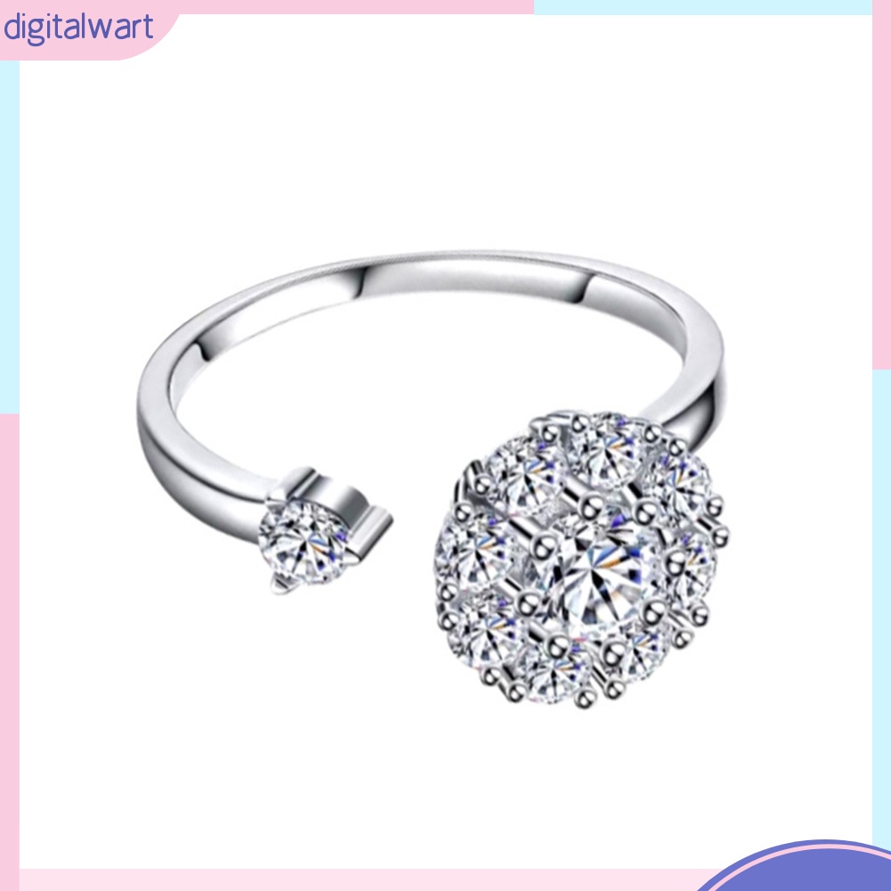 Nhẫn đính đá phong cách thời trang dành cho phái đẹp