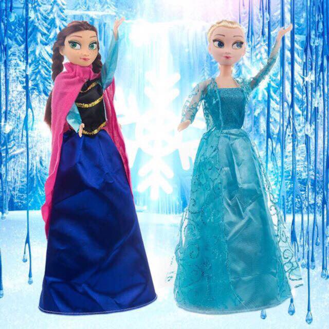 Hộp 2 búp bê Elsa và Anna