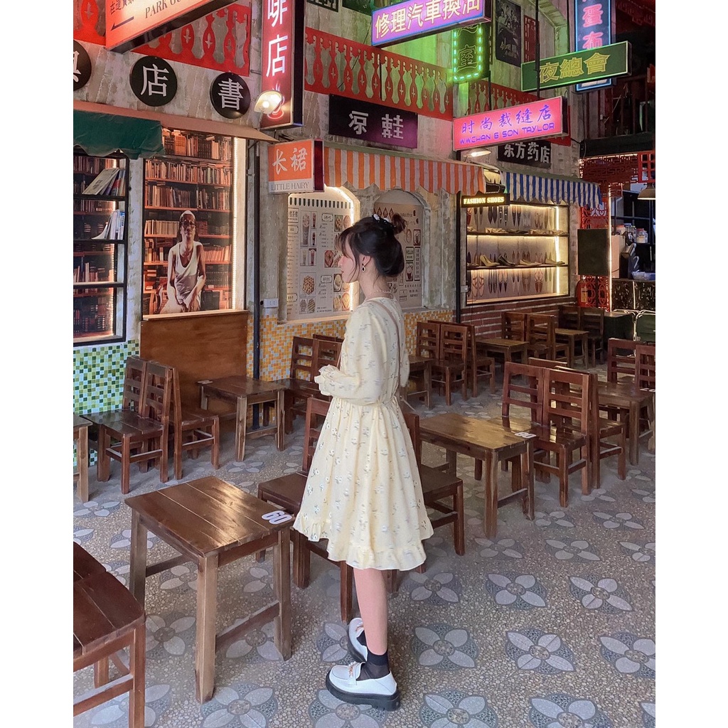 Đầm hoa nhí ngắn tay bồng be