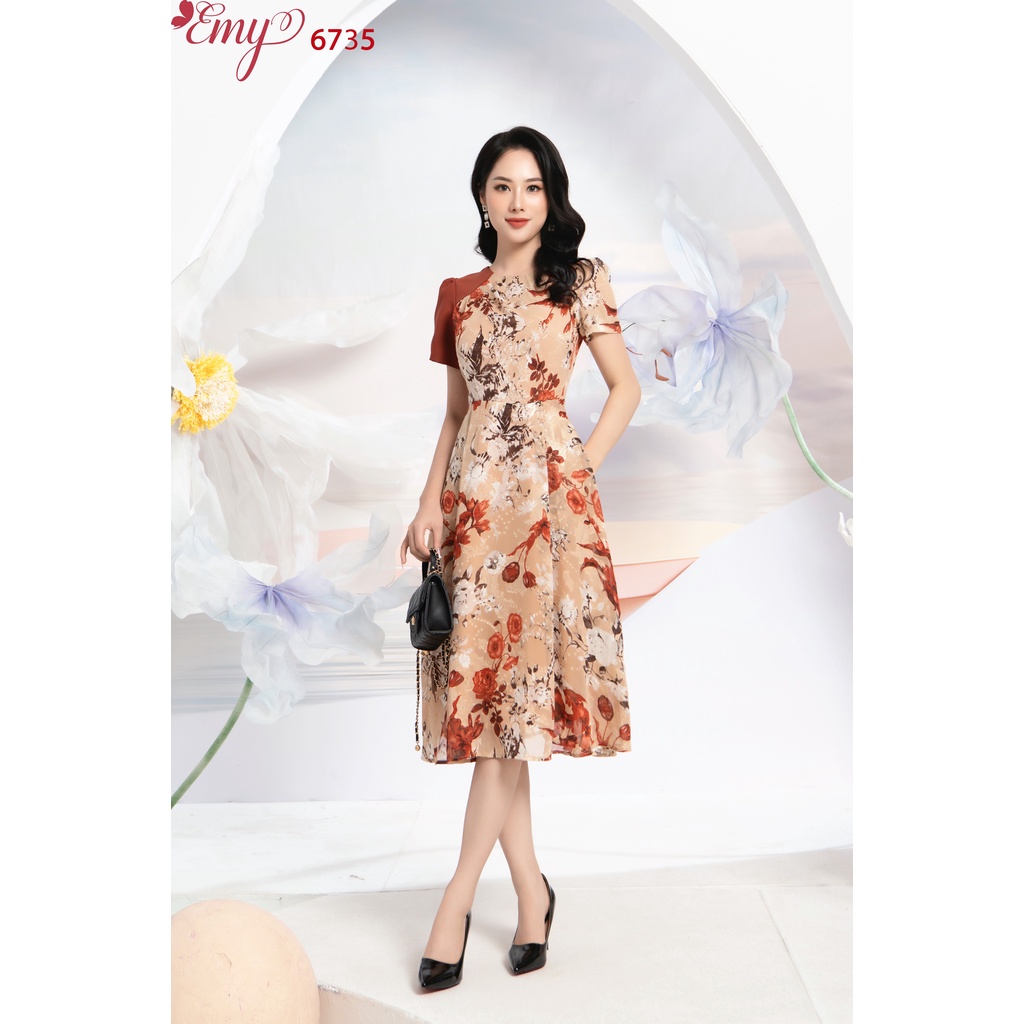 Đầm EMY EM6735 Xòe Midi Cổ Tròn