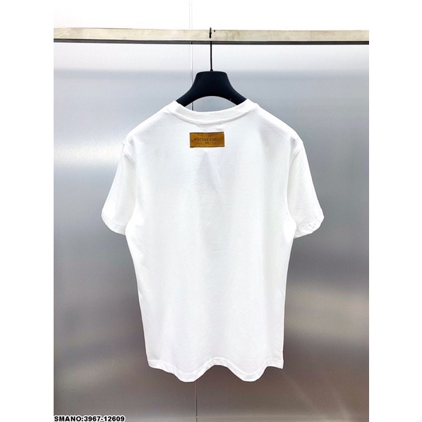 Áo Thun Unisex LV In Trước Ngực Đơn Giản - Áo Phông LV Cao Cấp Cho ACE