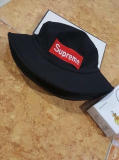 Mũ vành supre,vành chữ