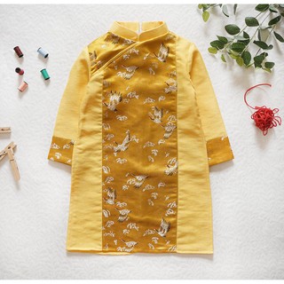 Áo dài gấm vàng