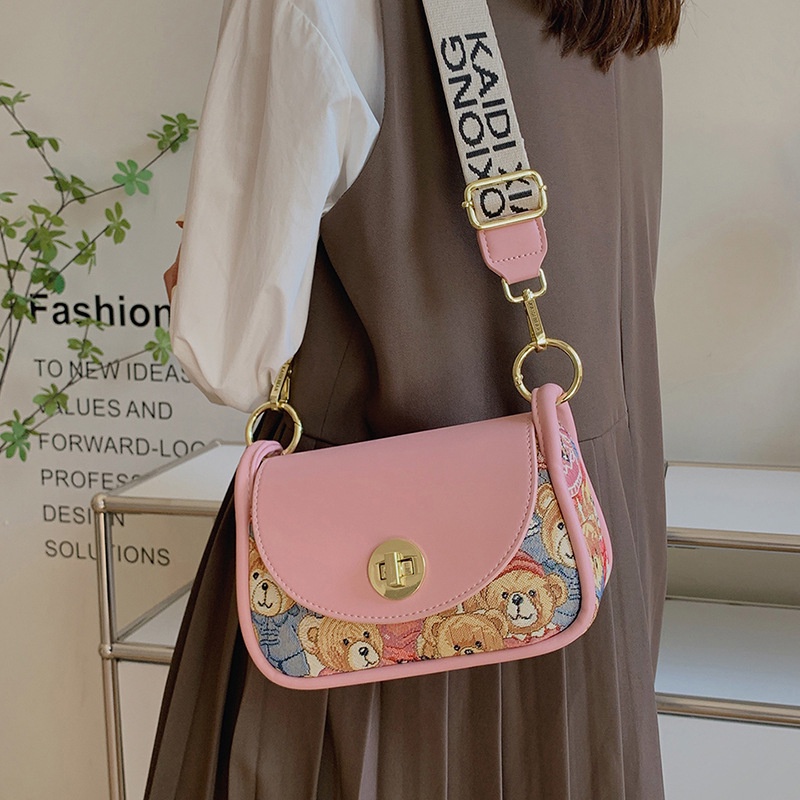 Túi Đeo Chéo Hình Vuông Cỡ Nhỏ In Họa Tiết Chú Gấu Katy Độc Đáo Thời Trang Dễ Phối Đồ