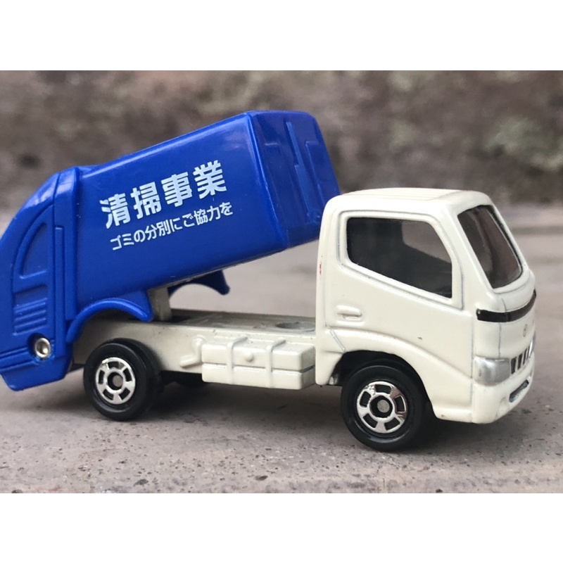 Xe ô tô mô hình Tomica Toyota Dyna Truck