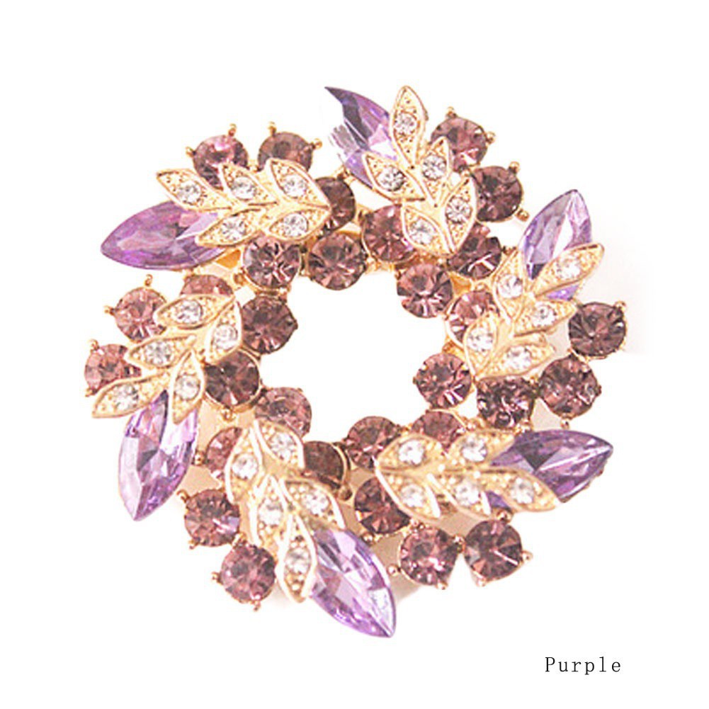 Ghim cài áo đính đá sang trọng