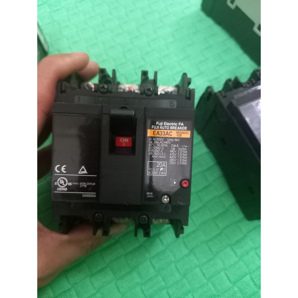 APTOMAT MCB NHẬT BẢN 3 PHA 5A ĐẾN 100A