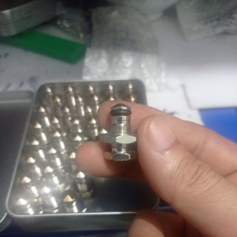Núm chiết áp crk