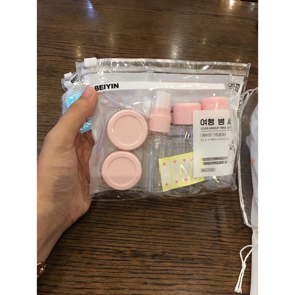 BỘ CHIẾT MỸ PHẨM 7 MÓN CAO CẤP 88143