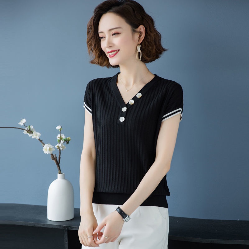 Áo Thun Dệt Kim Tay Ngắn Dáng Rộng Phối Nút Màu Sắc Trẻ Trung Cho Nữ Trung Niên | BigBuy360 - bigbuy360.vn