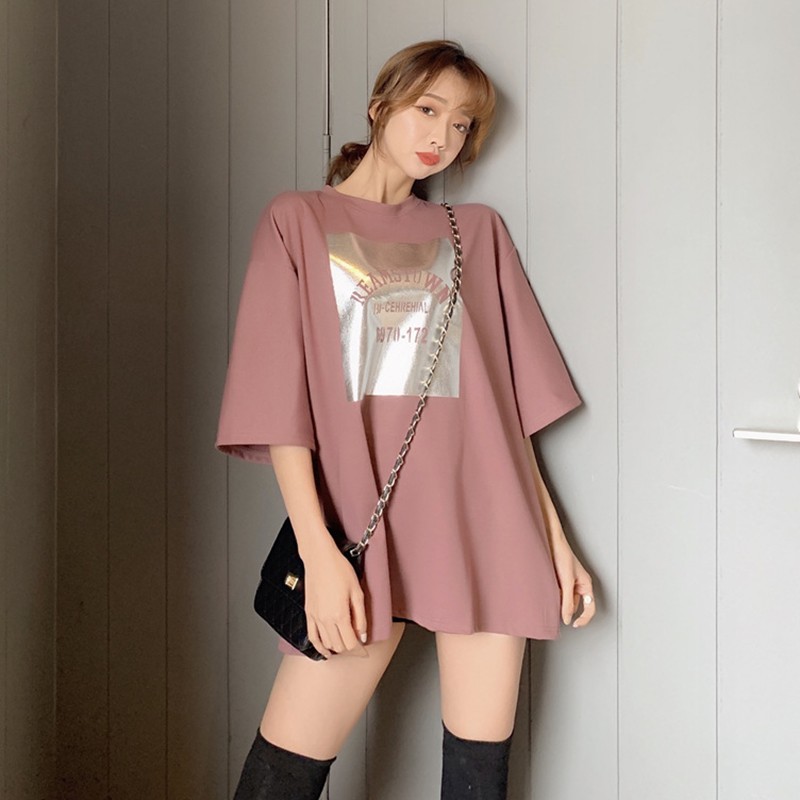 Áo thun tay lỡ cổ tròn hoạ tiết chữ cho phái nữ