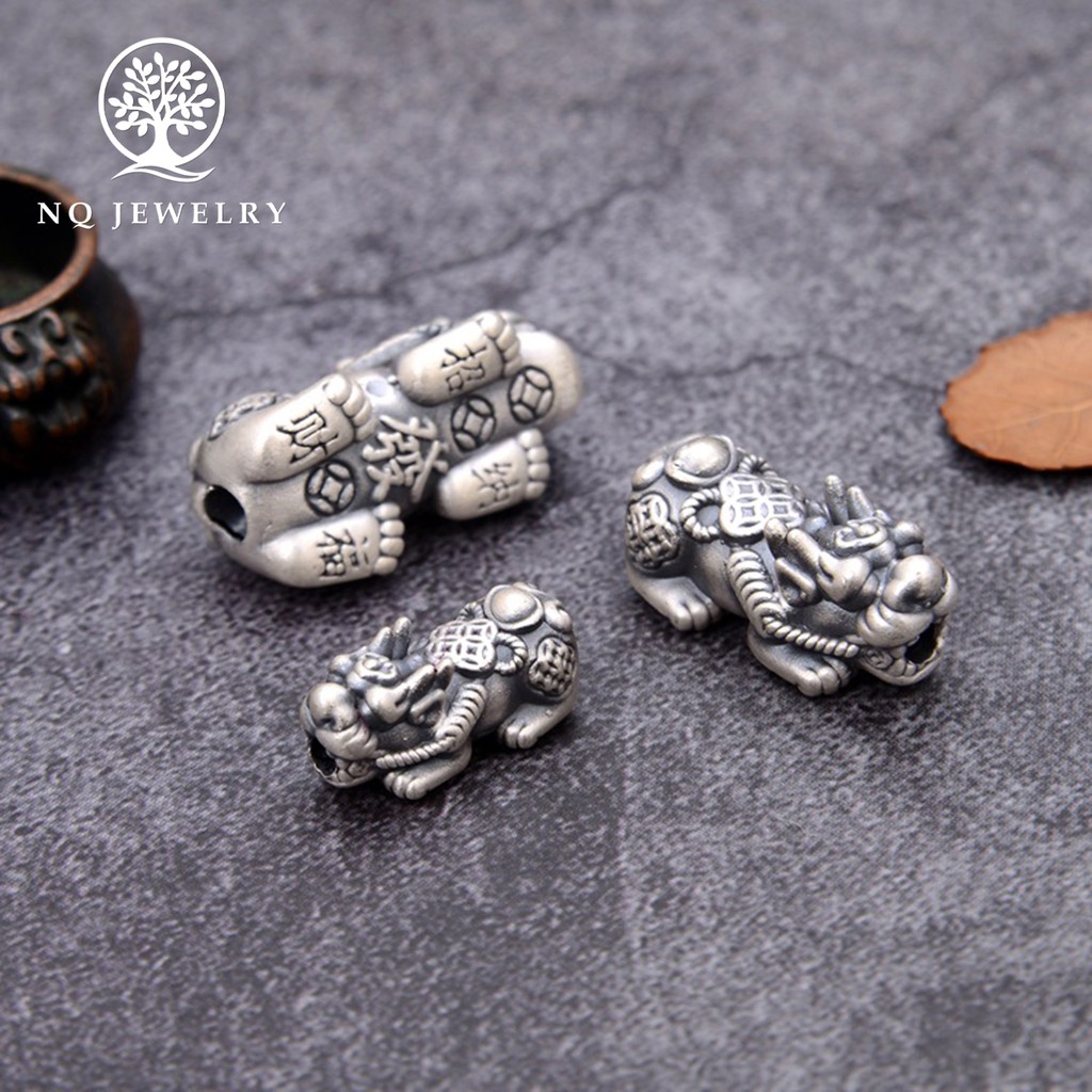Charm bạc tỳ hưu xỏ ngang - NQ Jewelry