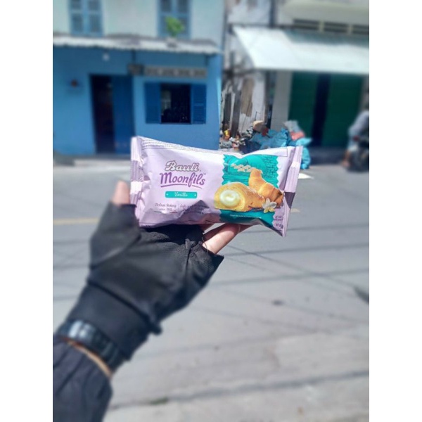 Bánh Mì Sừng Bò Pauli Phạm Nguyên Thùng 20 Chiếc