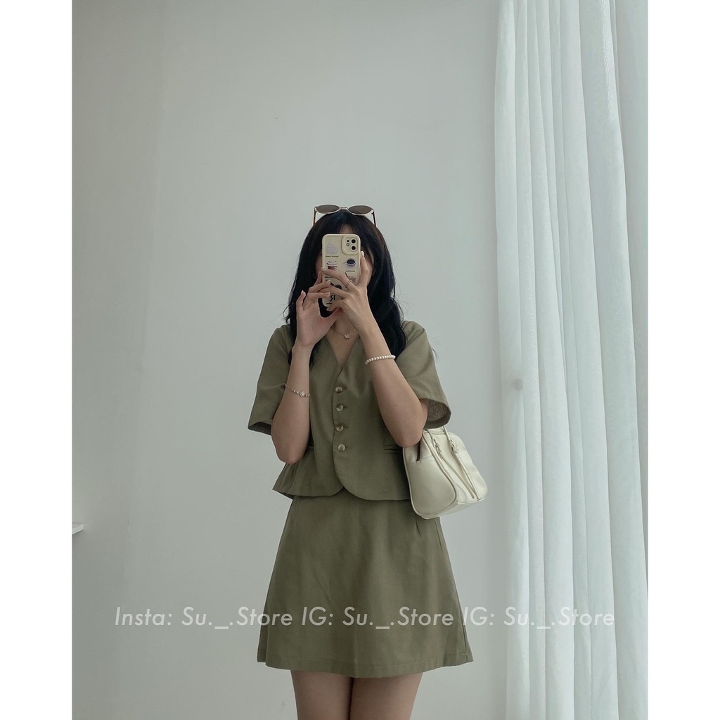 Set áo croptop cổ vest cúc dọc kèm chân váy trơn S343 SUSTORE