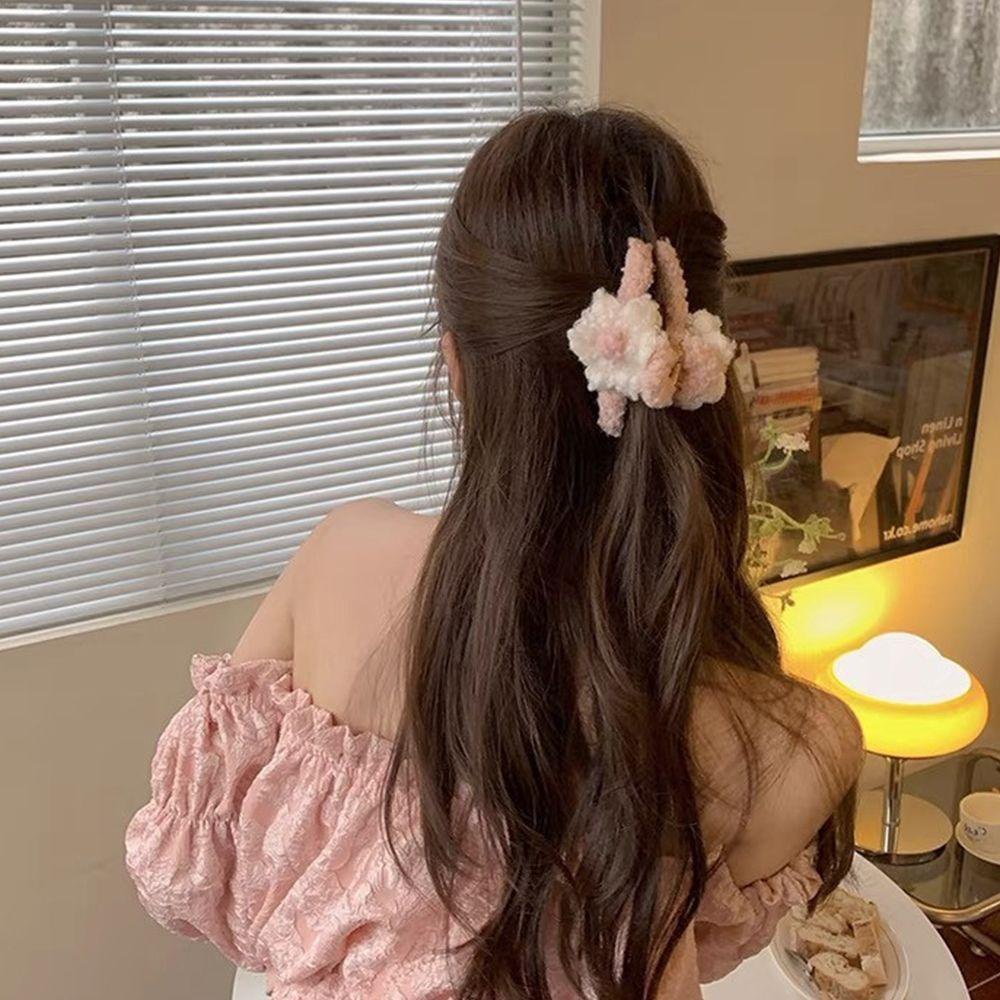 Kẹp Tóc Càng Cua Đính Hoa Trà Cổ Điển Thời Trang Thu Đông WMES15H