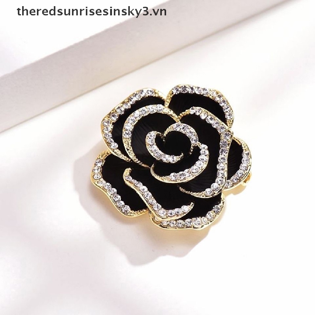 1 Ghim Cài Áo Hình Hoa Trà Đính Đá Thời Trang