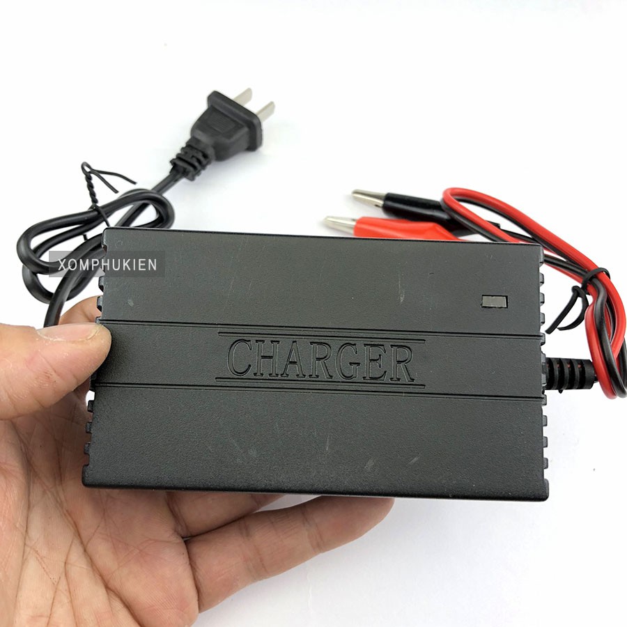 Sạc Ắc Quy 12V 1.5A Cho Xe Máy