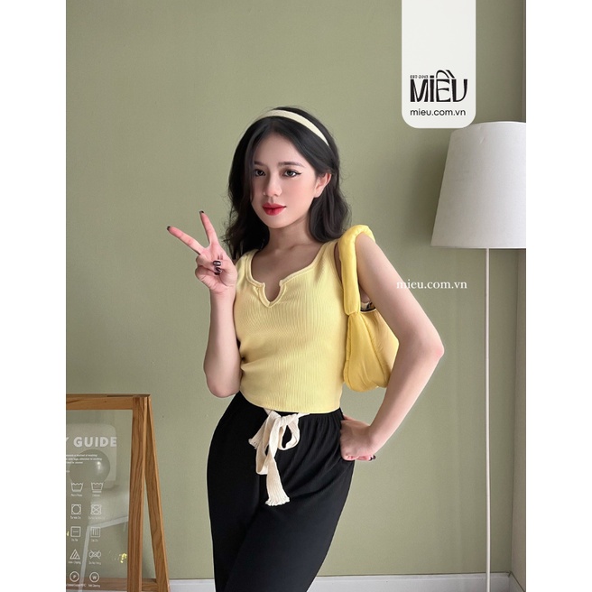 Áo croptop ba lỗ Poppy Tank Top Miều Est.2013