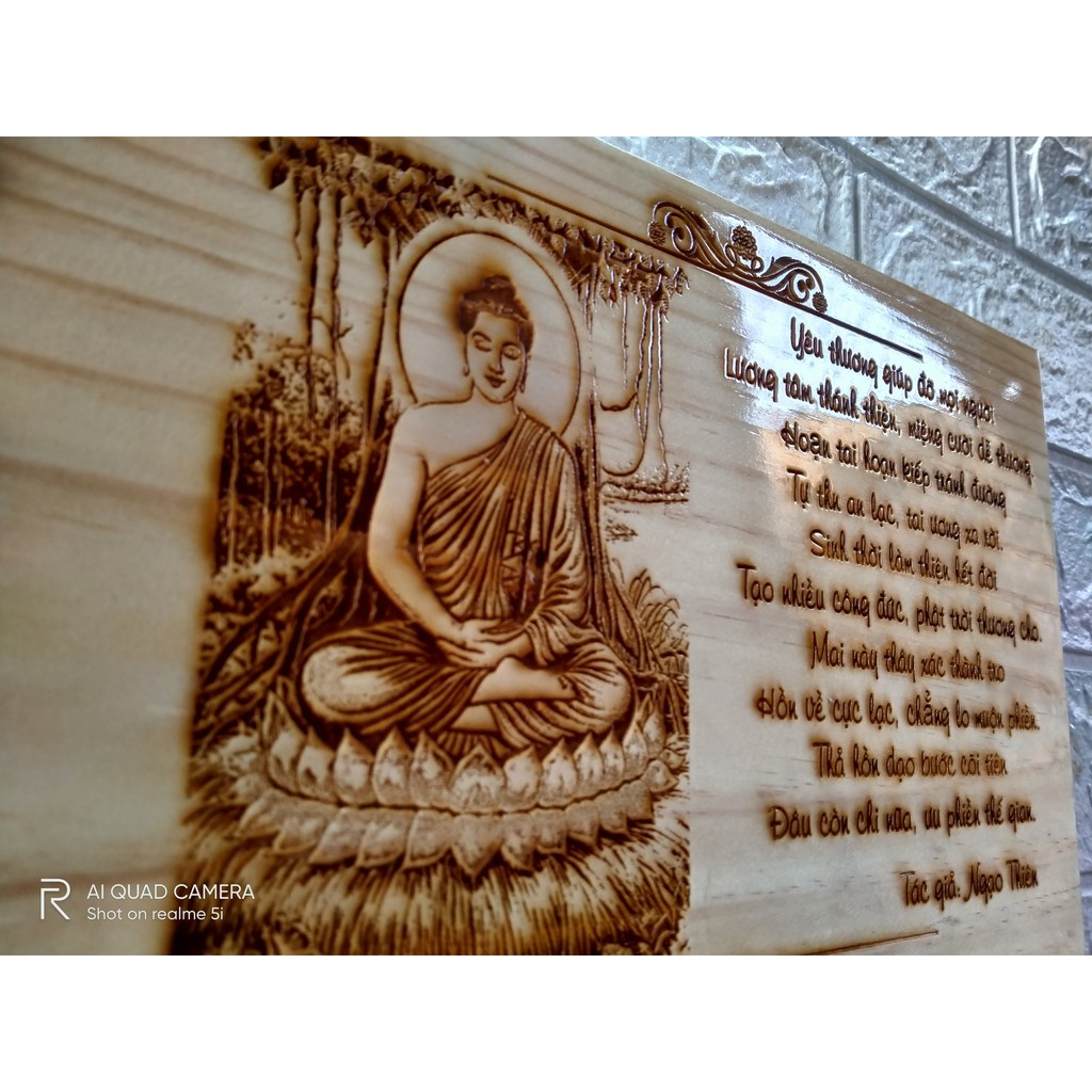 Đồng hồ gỗ treo tường - Mẫu Phật giáo
