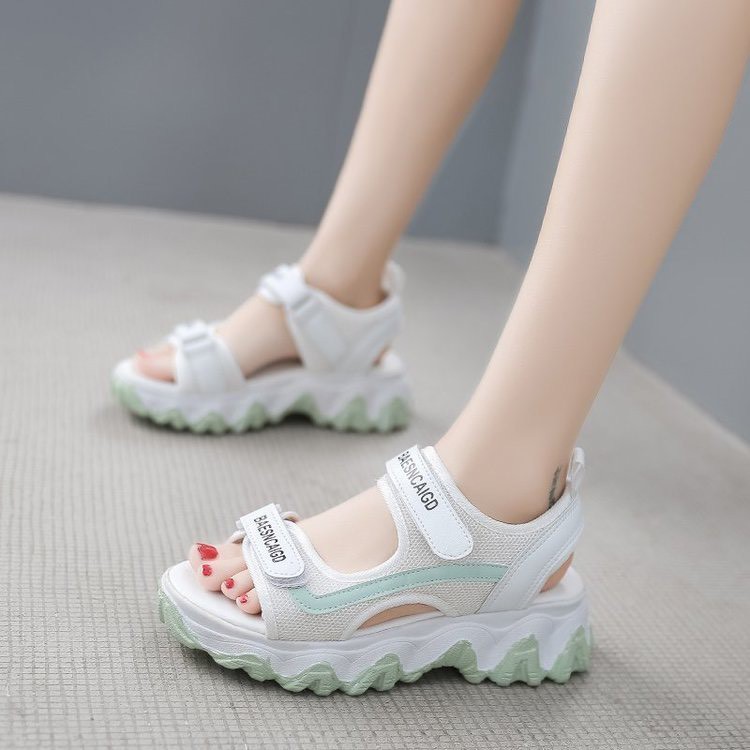 Mốt mới  Sandal Nữ 2 Quai Ngang Base Trẻ Trung (3 màu) năng động hiện đại nhất