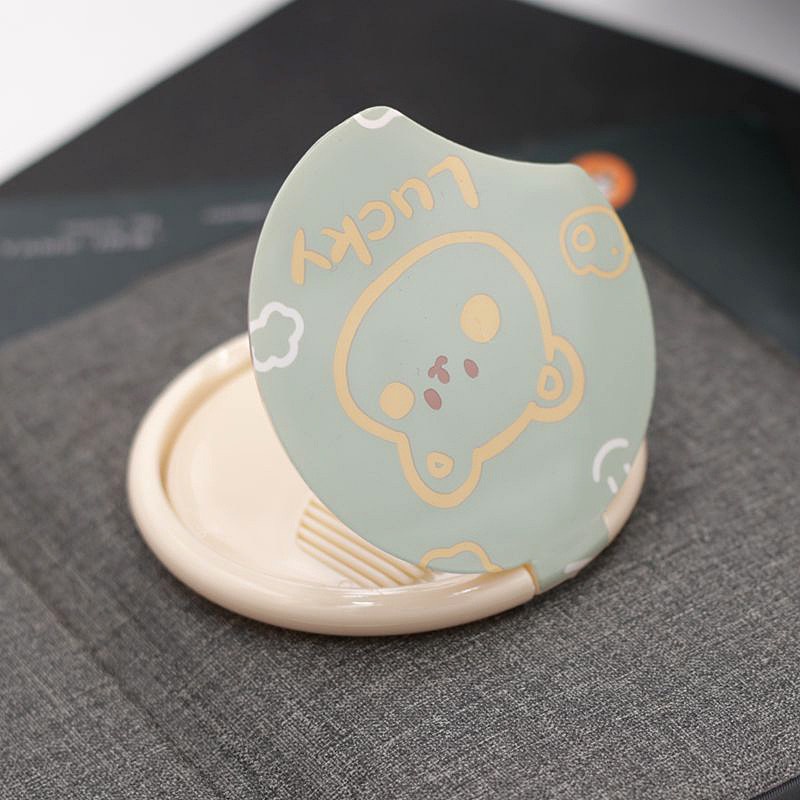 Gương mini có lược hình tròn trang điểm bỏ túi in hình dễ thương