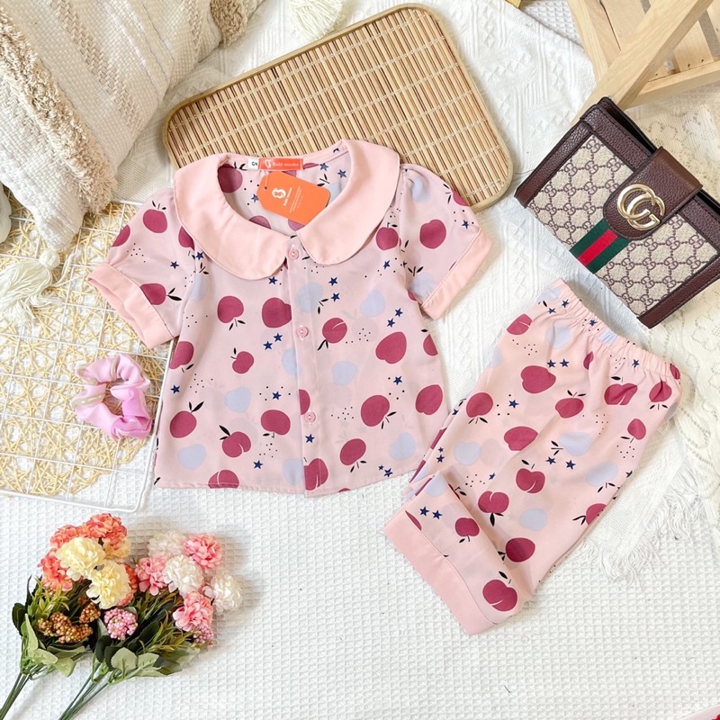 Bộ  Pijama Vải Mango Cộc Quần  Lửng cổ sen  Cho Bé Gái