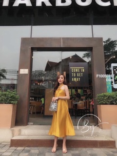 Đầm suông lụa cổ yếm