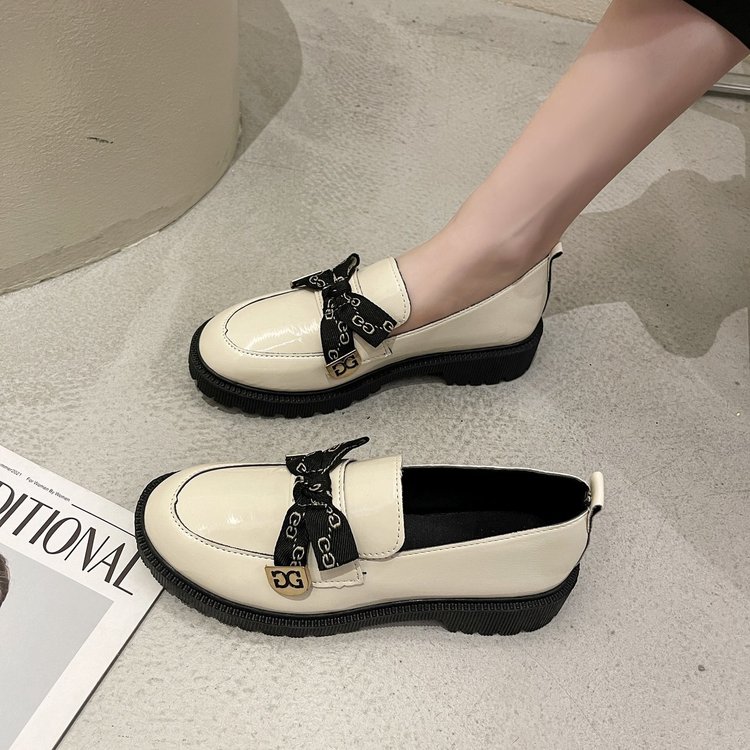 [ Mã 66CBSALE giảm 30K đơn 200K] Giày búp bê đế bằng mũi tròn đính nơ xinh xắn dành cho nữ | BigBuy360 - bigbuy360.vn