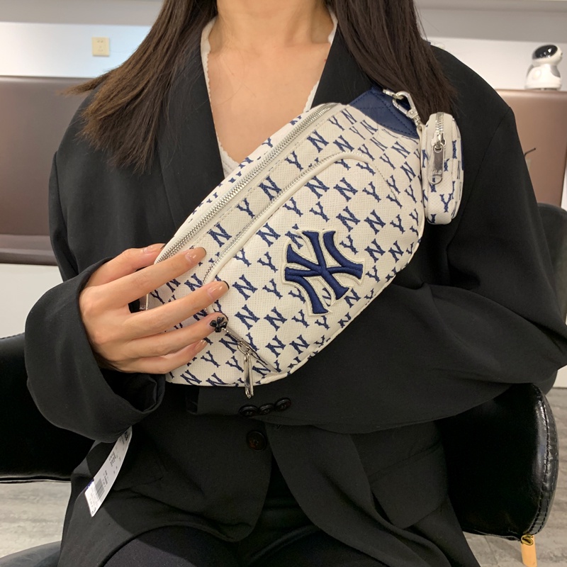 ✅  Túi bao tử MLB Monogram Hip Sack New York Yankees  | MẪU MỚI NHÁT| BÁN CHẠY NHẤT