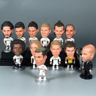 Tượng cầu thủ bóng đá Real Madrid