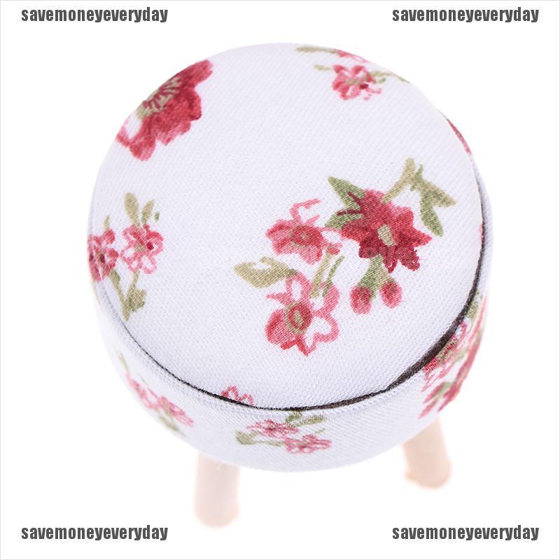 Ghế Gỗ Mini Tỉ Lệ 1 / 12 Trang Trí Nhà Búp Bê