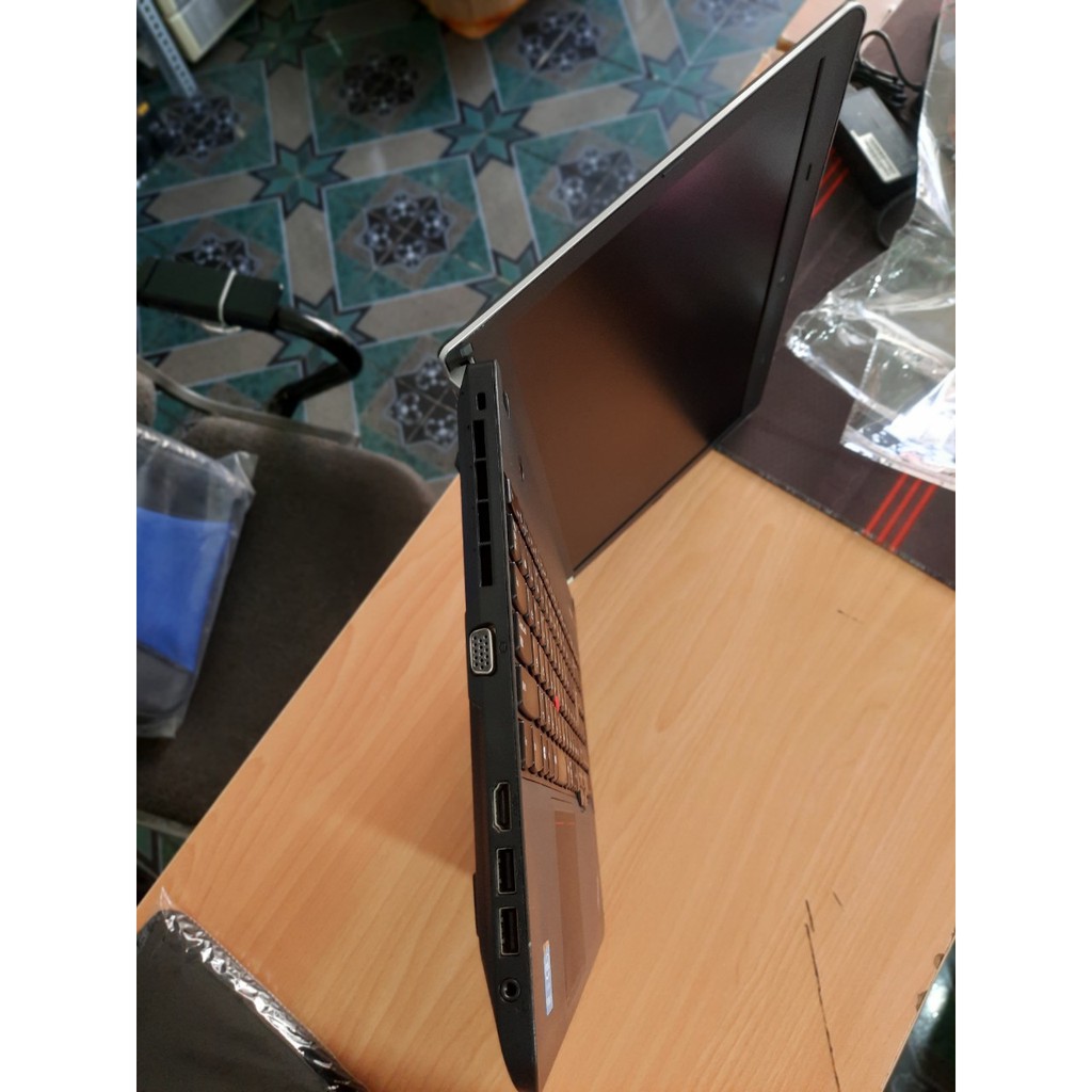 Laptop Lenovo Thinkpad E540 Core i5 4200M Ram 8G SSD 180G 15.6 in