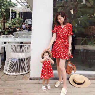 Set đầm chấm bi xinh hè Mẹ và bé