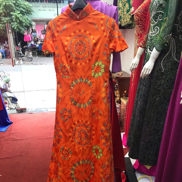 Áo dài hạ giá