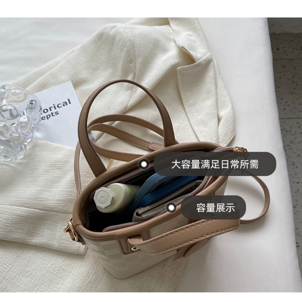 Túi Xách Tay Nữ Kiểu Dáng Đơn Giản Thời Trang