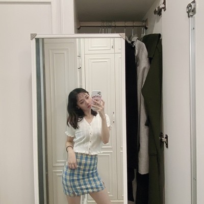 [ SẴN ] Áo Croptop dáng lửng hở eo cộc tay Cổ V Ôm Dáng Jennie/ Black Pink Siêu Xinh A00013 | BigBuy360 - bigbuy360.vn