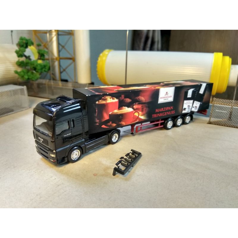 Mô hình xe tải 1:87 Herpa Man TGA coffee