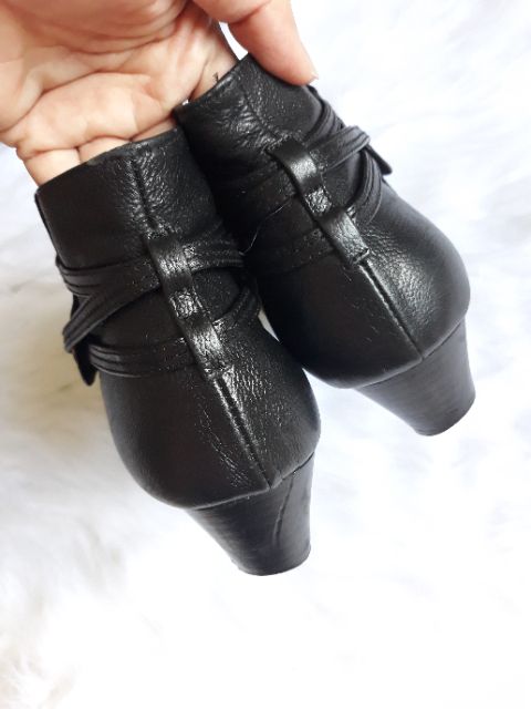 Bốt da thật size 36