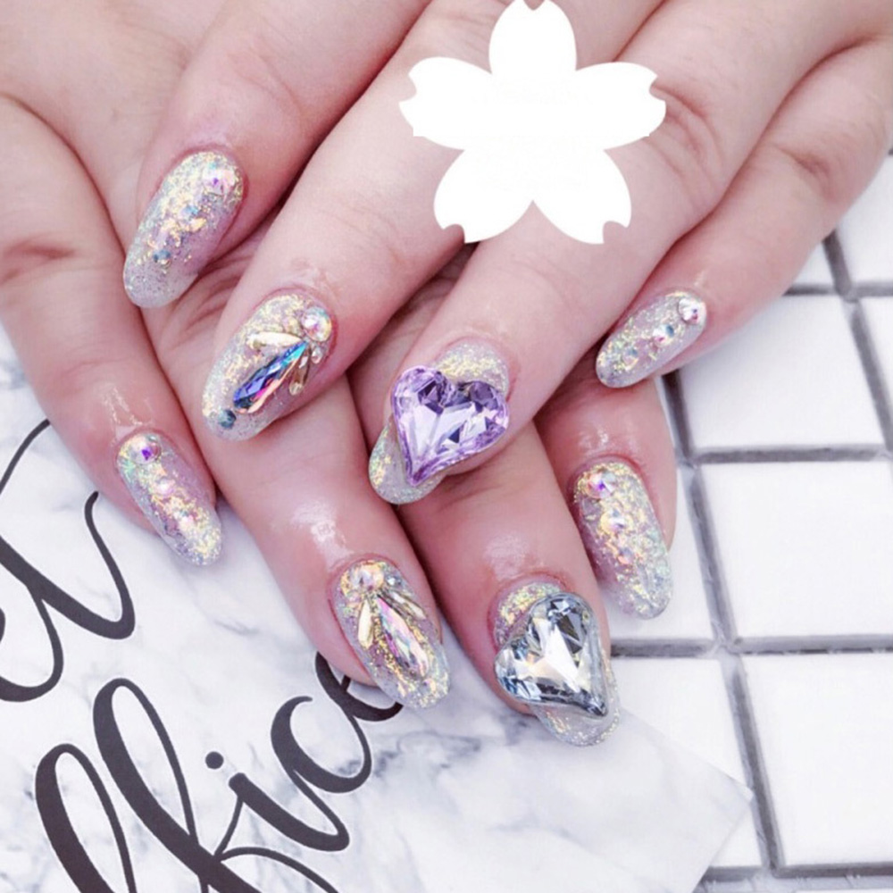 [Hàng mới về] Set 10 phụ kiện đá trang trí móng tay nghệ thuật hình trái tim 8mm